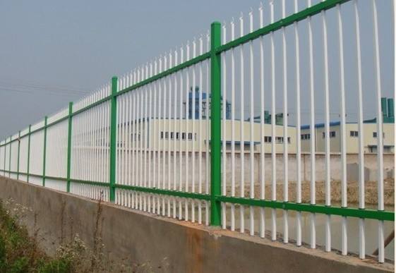 道路铁艺护栏安装定做哪家好？？？？？？？？